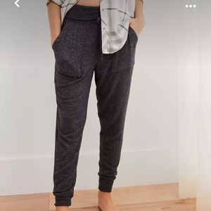 Aerie cozy jogger fold over sweat pants small grey